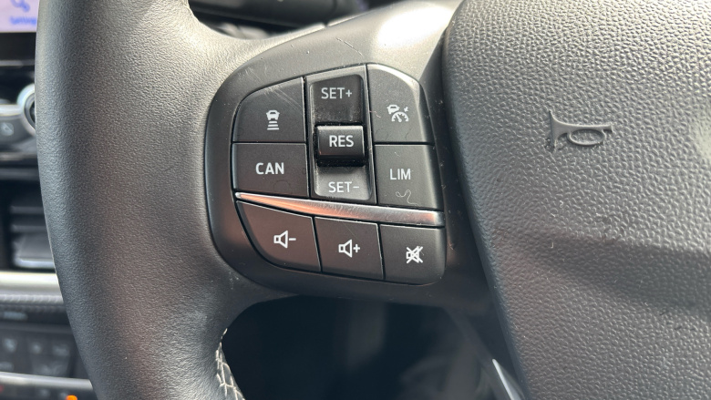 Ford Fiesta 1.0 EcoBoost Hybrid mHEV 125 Vignale Edition 5dr Petrol Hatchback